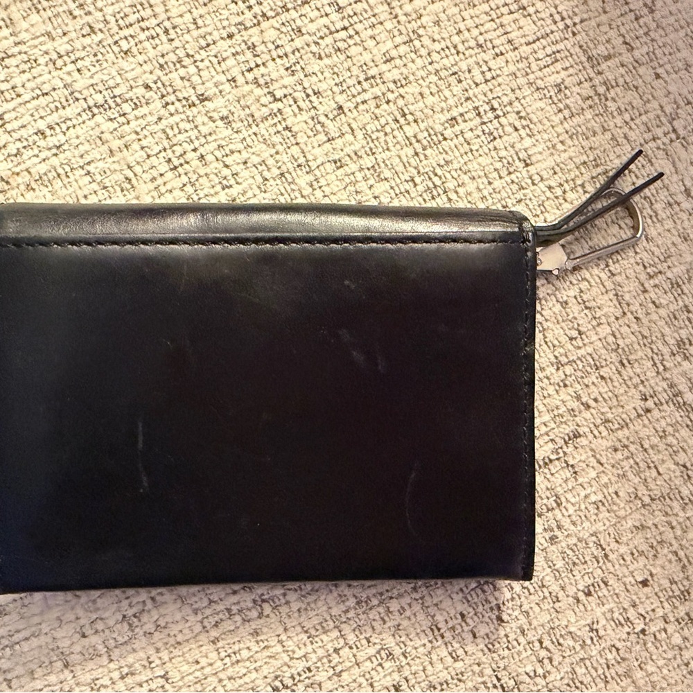 DKNY Gansevoort Compact Black Leather Wallet 7.5x4 - Picture 2 of 7